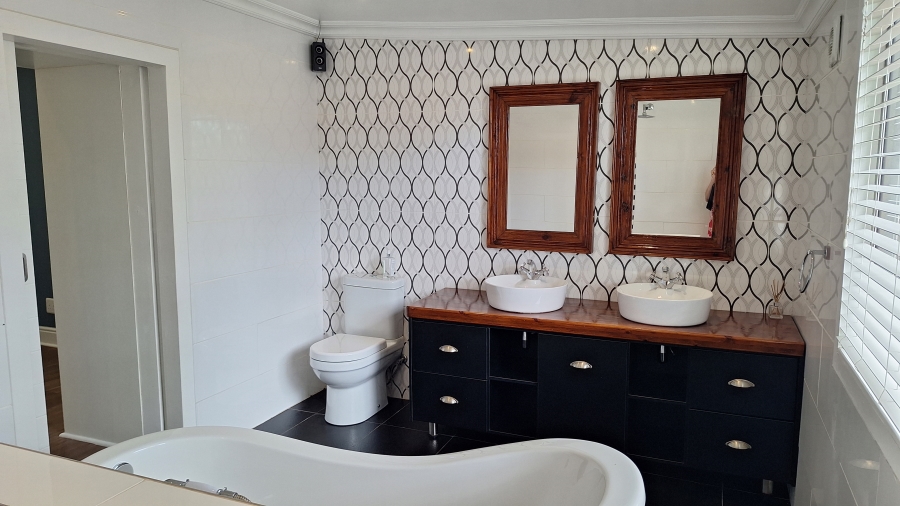 3 Bedroom Property for Sale in Gonubie Eastern Cape